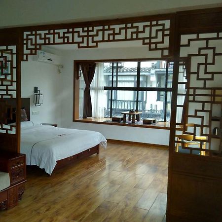 The Flower Hotel قويلين المظهر الخارجي الصورة
